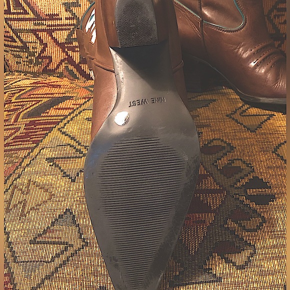 Nine West Leather Western Boots. Woman’s Size  9 - Picture 6 of 15